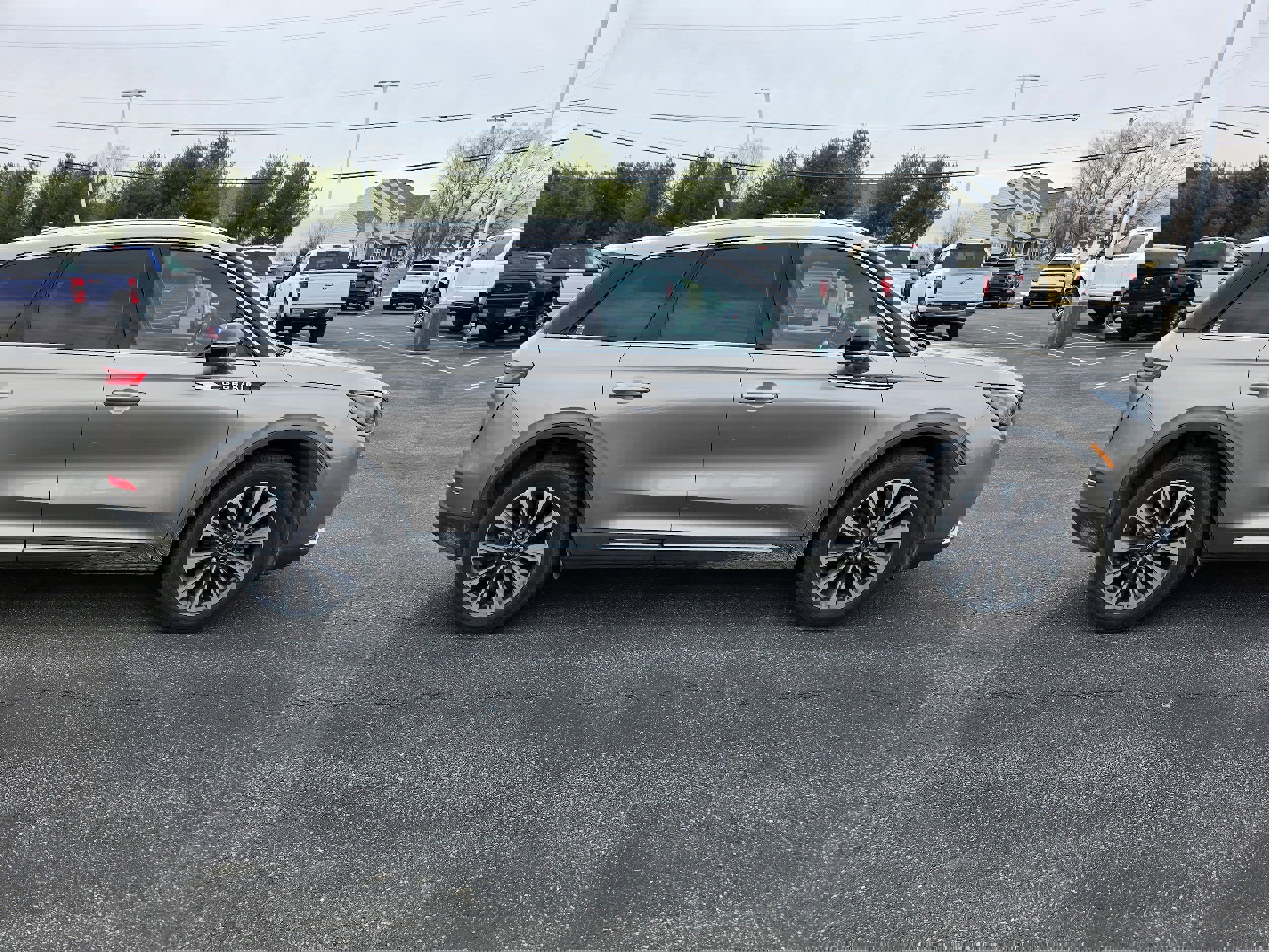 Used 2020 Lincoln Corsair Reserve w/ Equipment Group 201A image 6