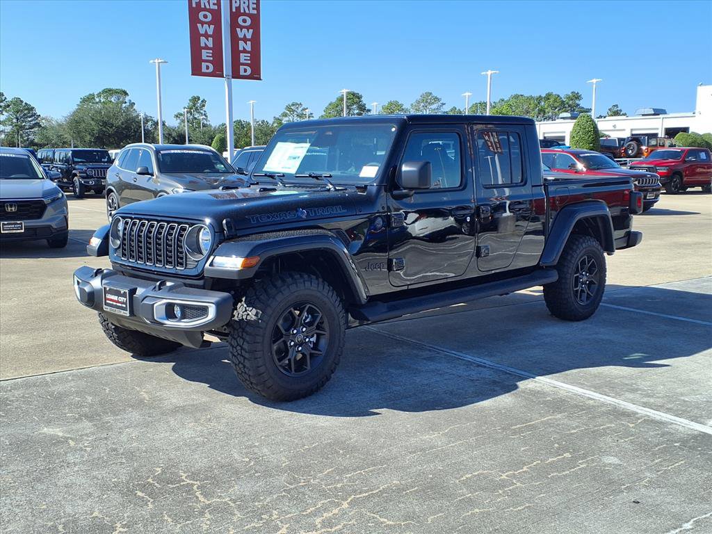 New 2026 Jeep Gladiator Sport S AWD/4WD image 3