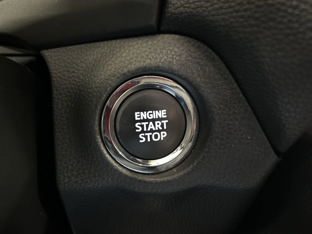 Used 2023 Toyota RAV4 XLE Premium image 31