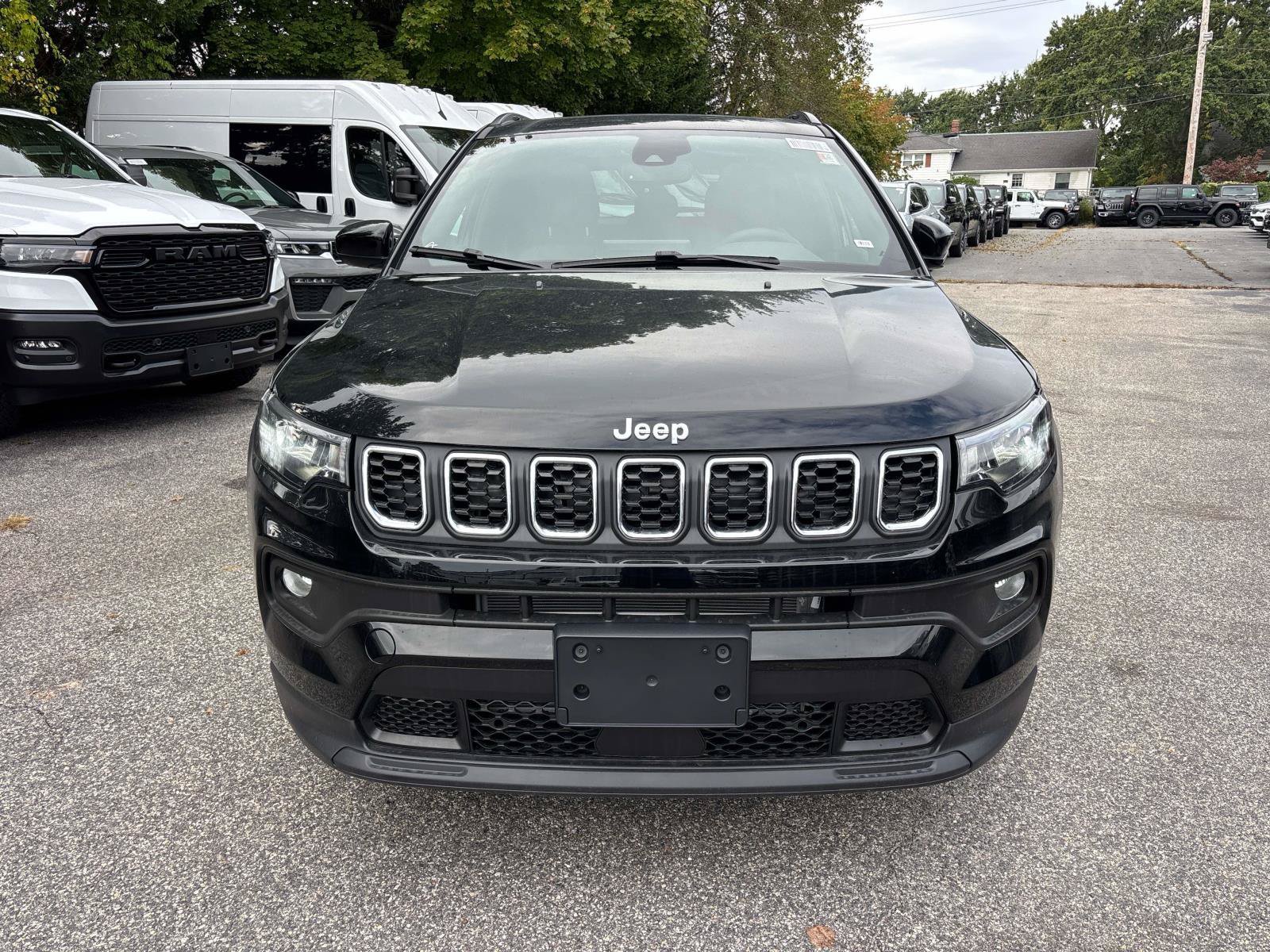 New 2026 Jeep Compass Latitude AWD/4WD image 2