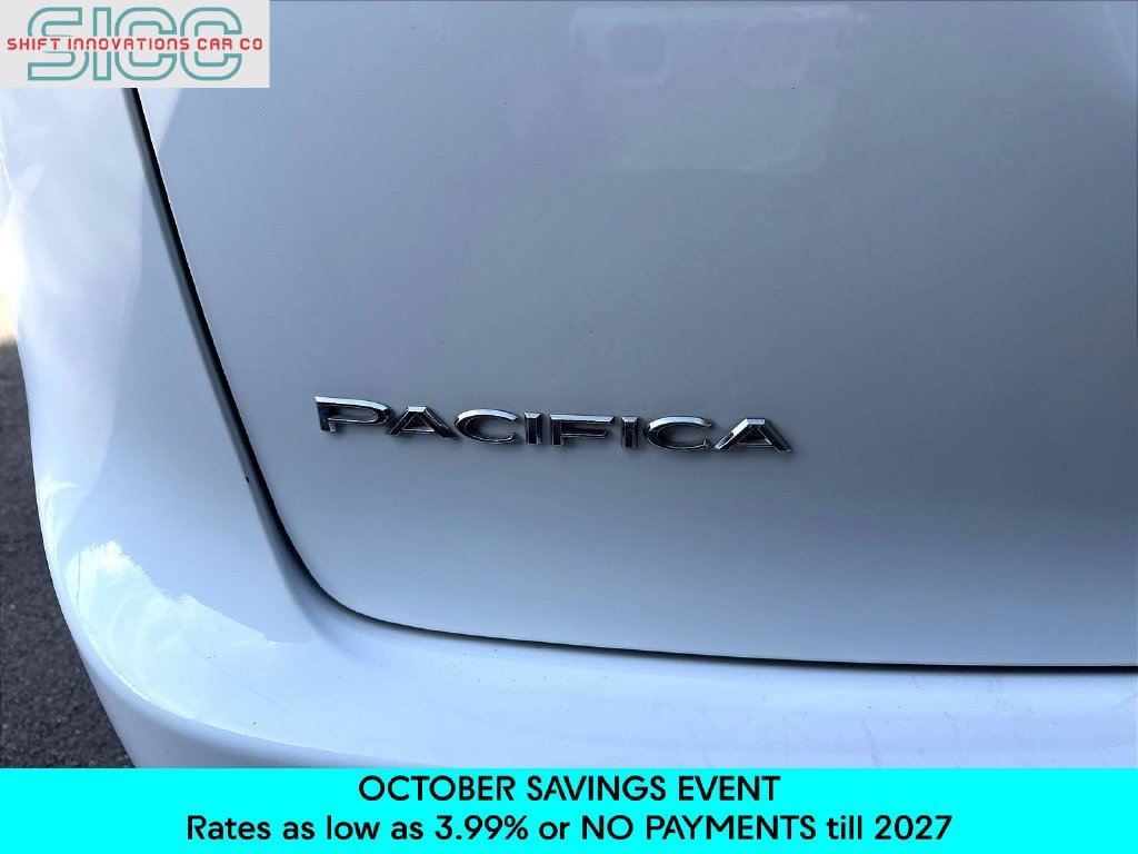 Used 2024 Chrysler Pacifica Limited FWD image 26