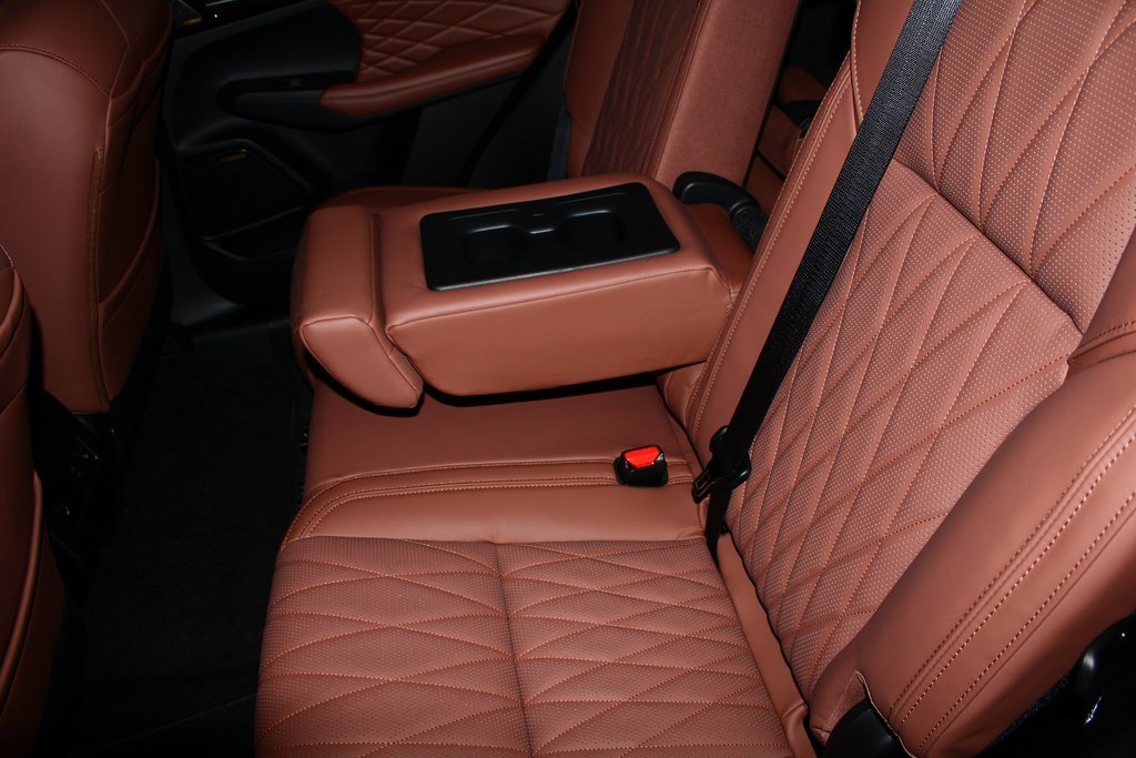 New 2026 Mitsubishi Outlander SEL image 9