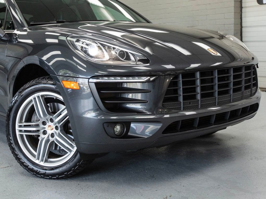 Used 2018 Porsche Macan AWD/4WD image 9