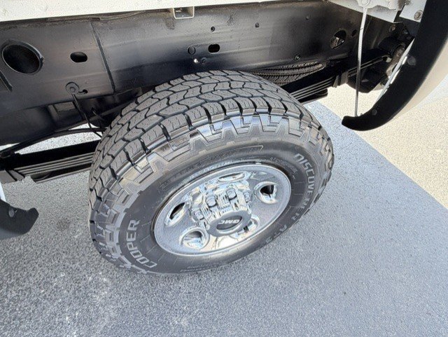 Used 2006 GMC Sierra 2500 W/T w/ Heavy-Duty Power Package AWD/4WD image 11