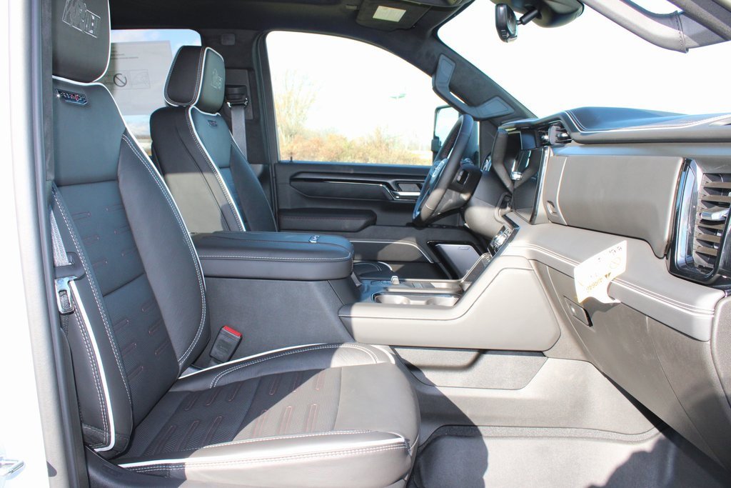 New 2026 GMC Sierra 2500 AT4X image 17