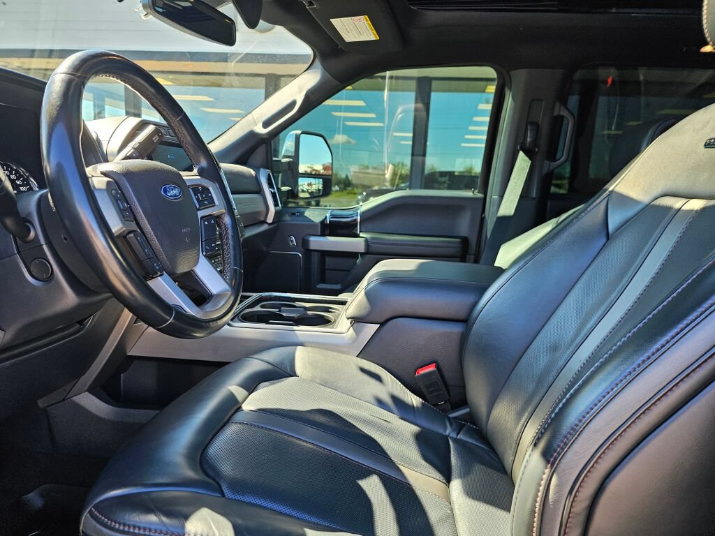 Used 2022 Ford F350 Platinum AWD/4WD image 17