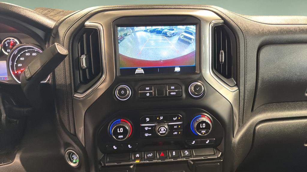 Used 2021 Chevrolet Silverado 1500 LT w/ Z71 Off-Road Package image 29