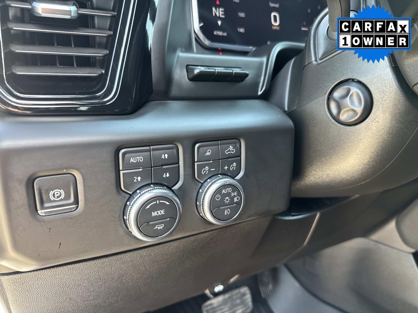 Used 2026 GMC Sierra 1500 AT4 w/ Technology Package image 38