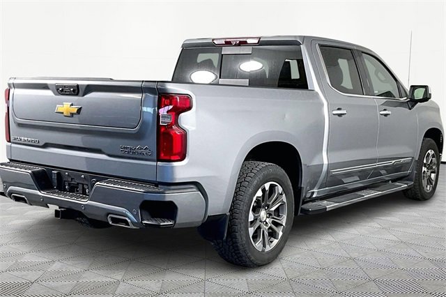 Used 2024 Chevrolet Silverado 1500 High Country w/ Technology Package image 5