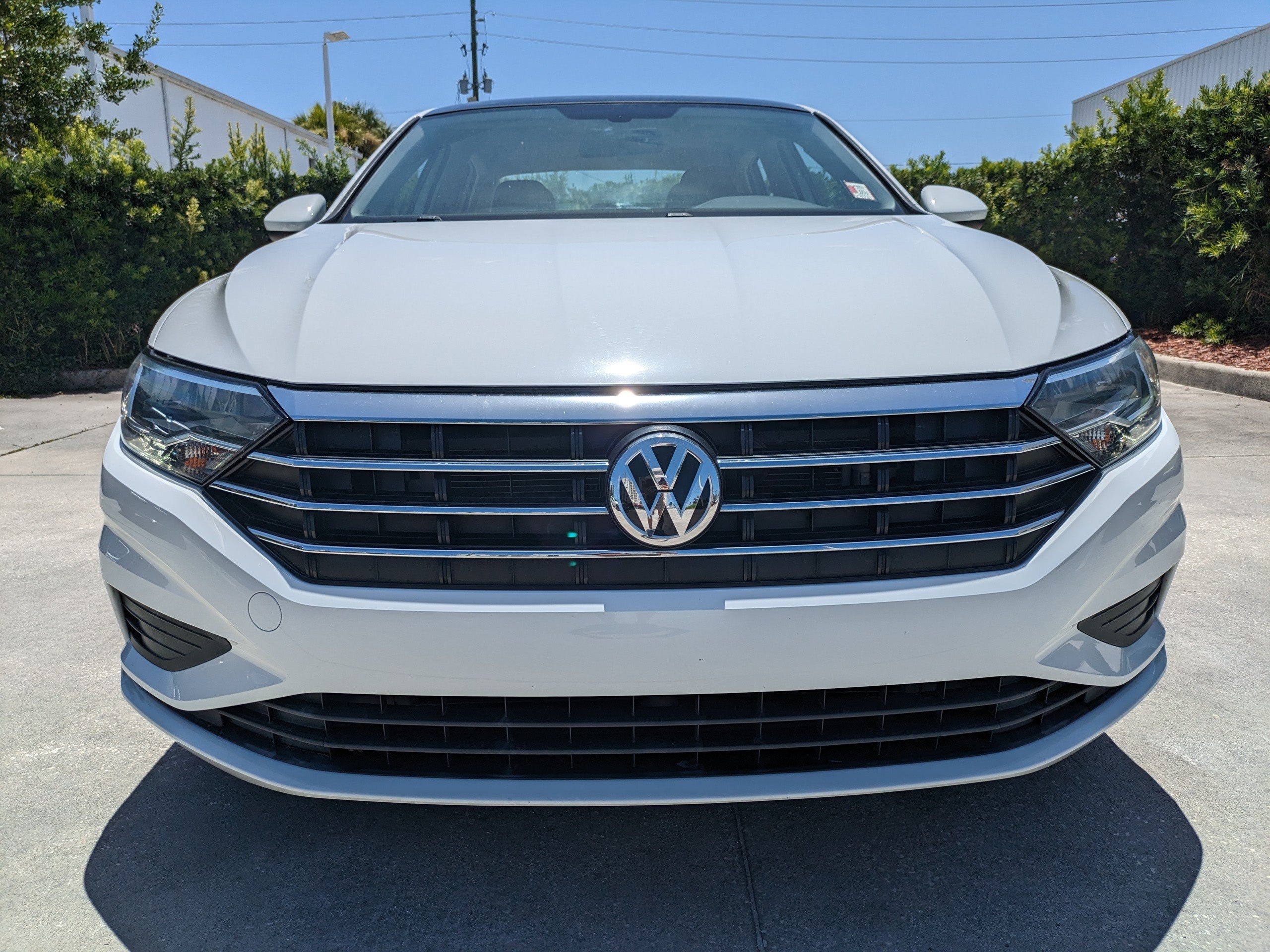 Used 2019 Volkswagen Jetta SE w/ Cold Weather Package FWD image 9