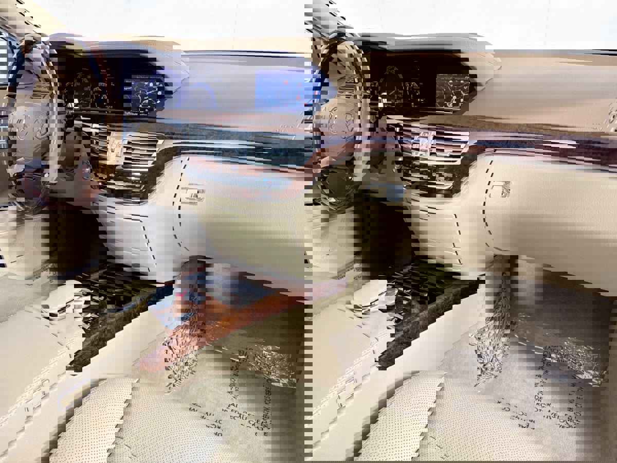 Used 2013 Mercedes-Benz S 550 Sedan image 37