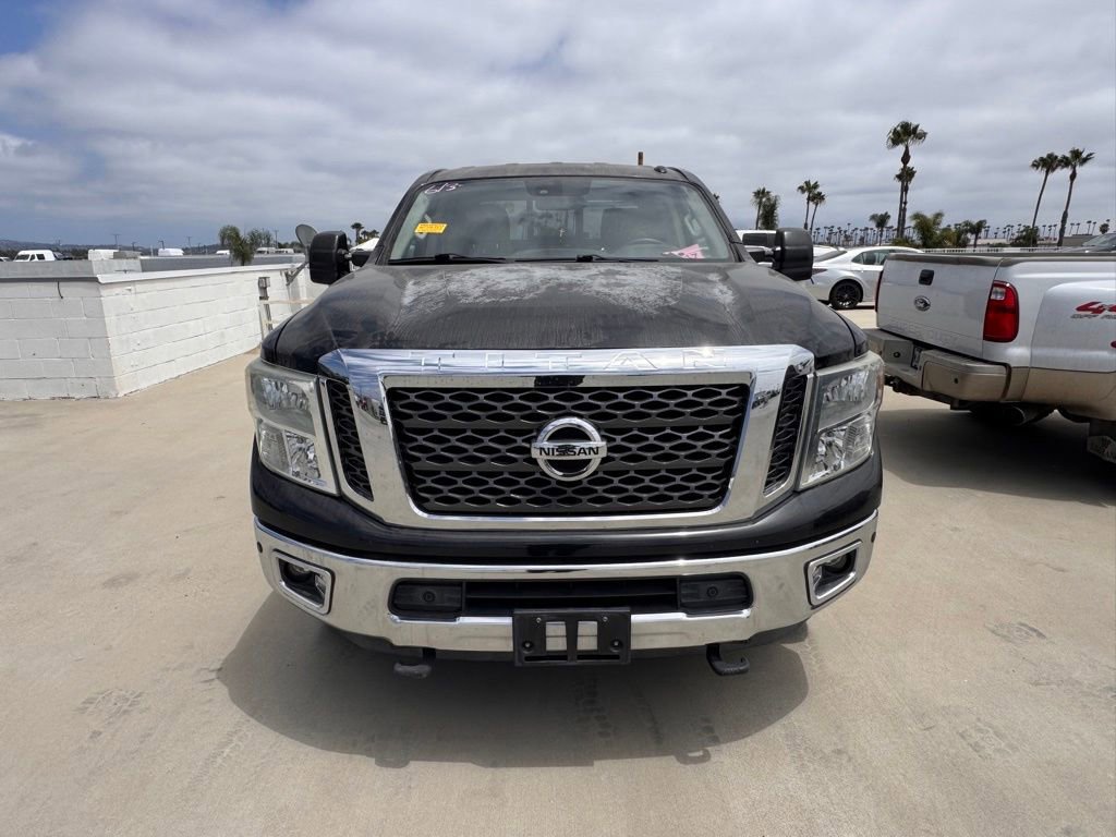 Used 2016 Nissan Titan SV AWD/4WD image 2