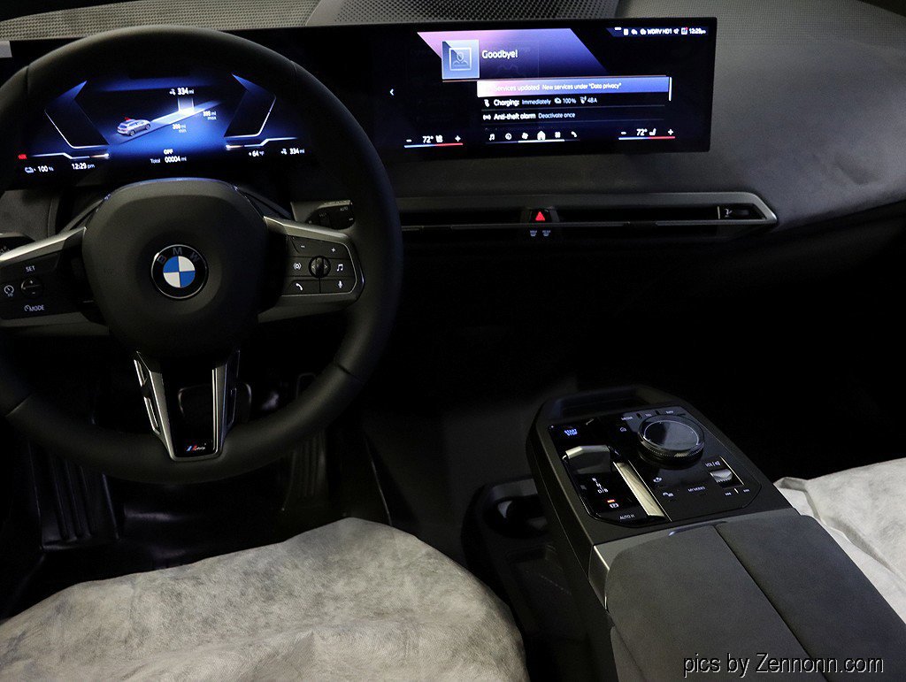 Used 2026 BMW iX xDrive60 image 14