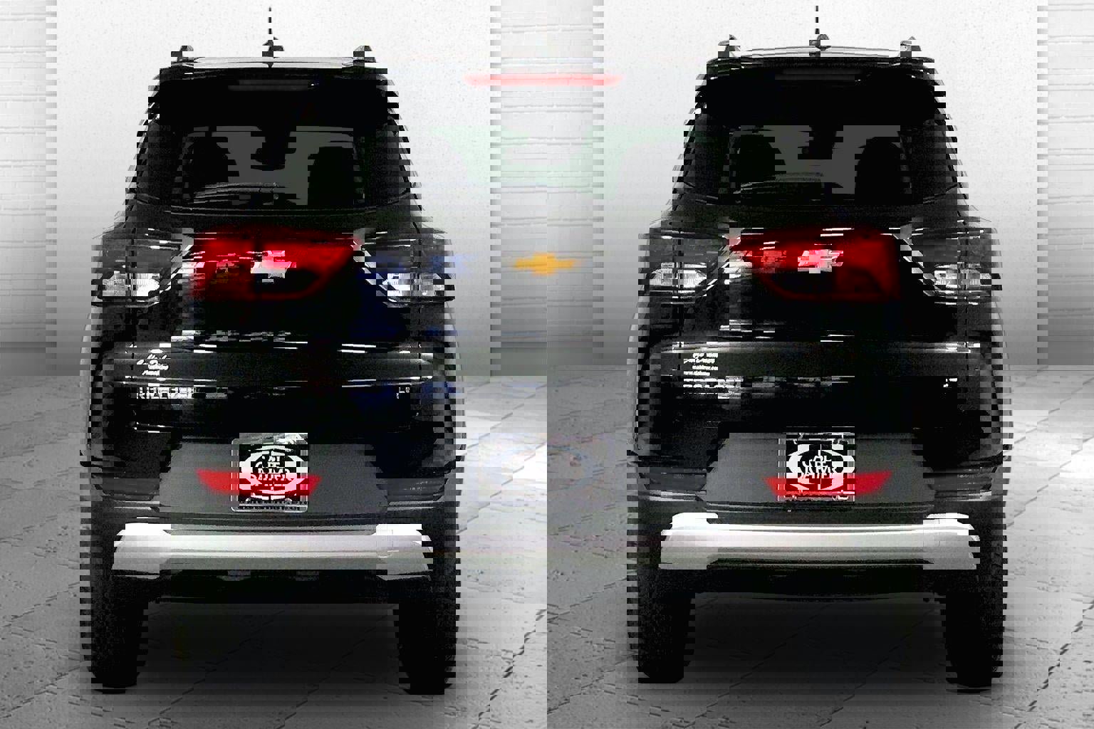 Used 2025 Chevrolet TrailBlazer LT FWD image 3