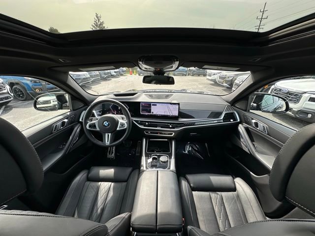 Certified 2025 BMW X6 M60i w/ Climate Comfort Package AWD/4WD image 14