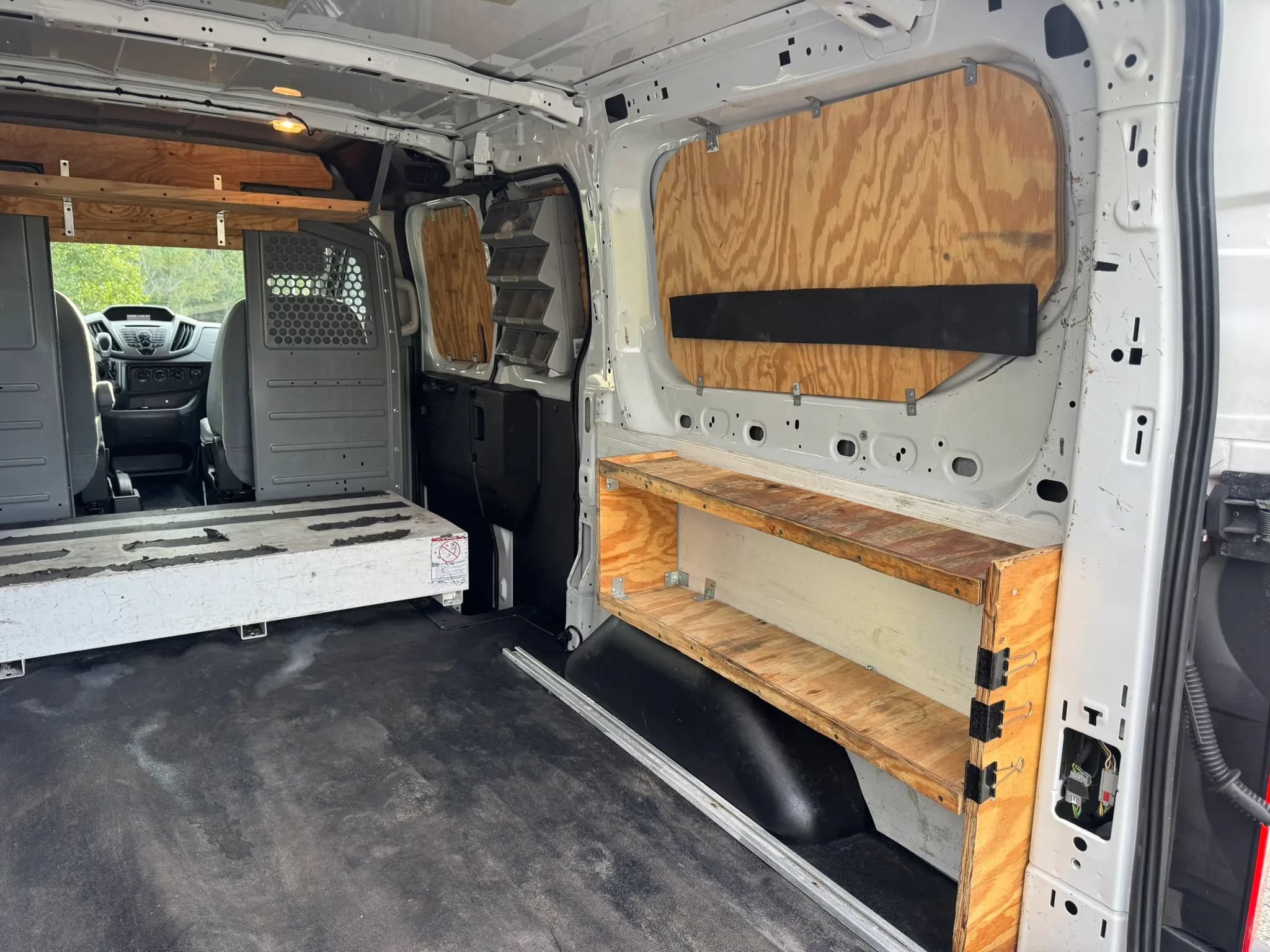 Used 2016 Ford Transit 250 130 Low Roof RWD image 22