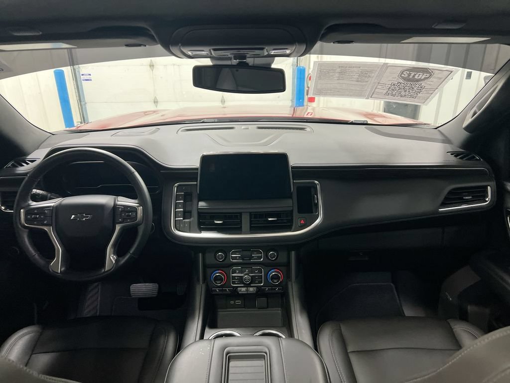 Used 2023 Chevrolet Tahoe Z71 w/ Luxury Package AWD/4WD image 10