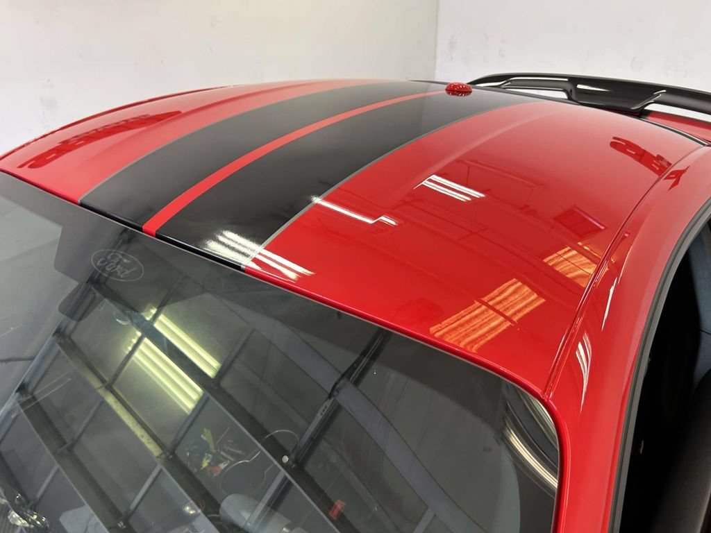 Used 2019 Ford Mustang Shelby GT350 w/ Technology Package RWD image 9