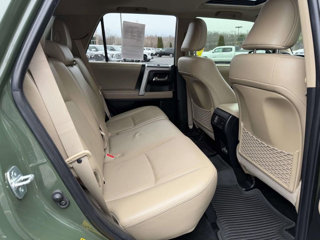 Used 2022 Toyota 4Runner Limited AWD/4WD image 13