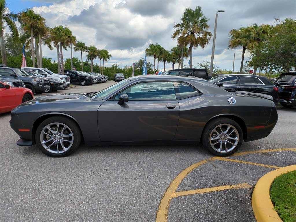 Certified 2022 Dodge Challenger GT image 8