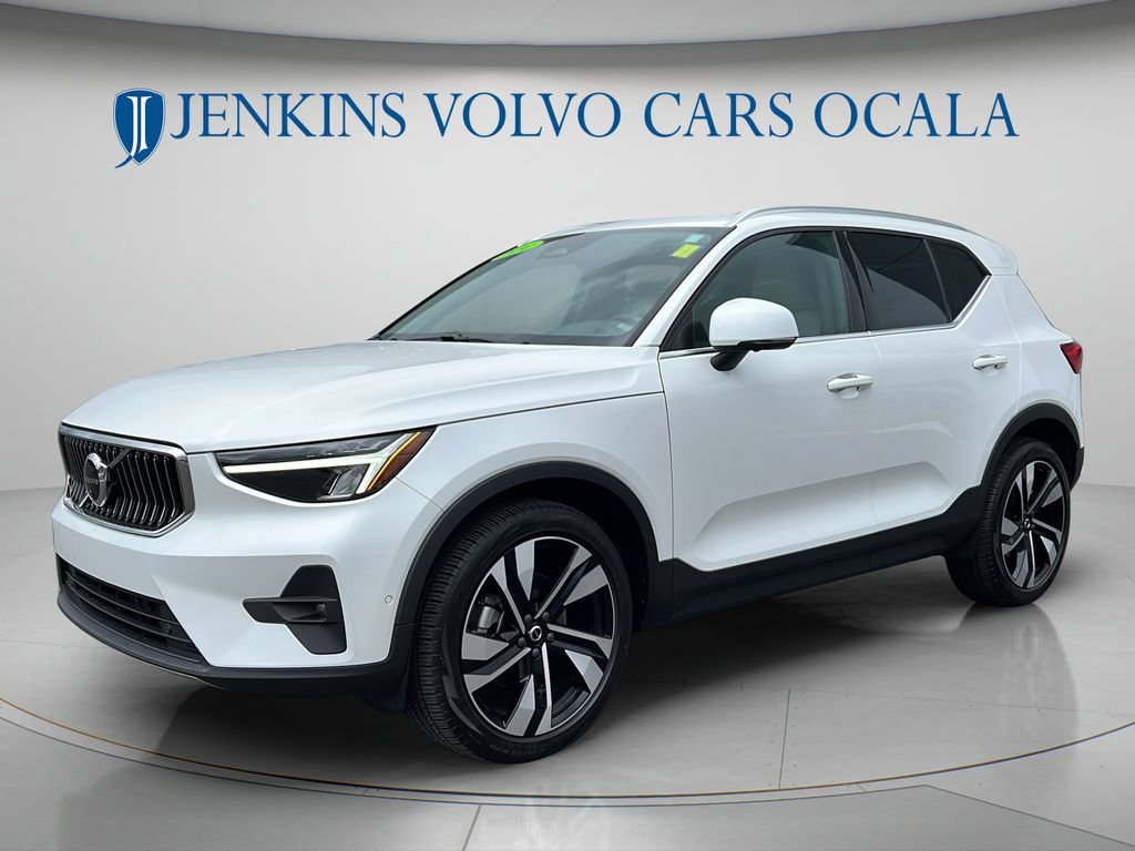Used 2024 Volvo XC40 B5 Plus w/ Climate Package AWD/4WD image 7