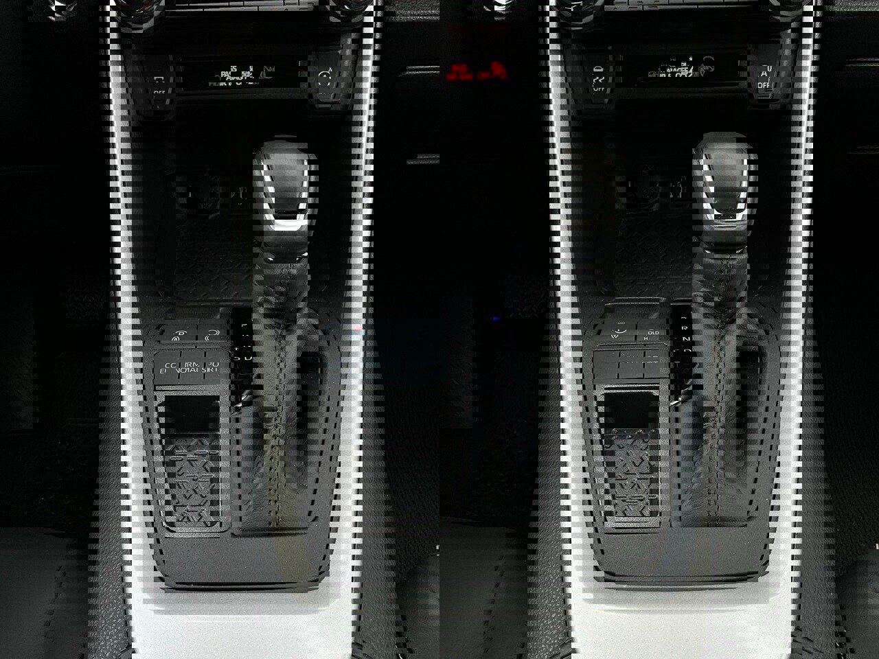 Used 2024 Toyota RAV4 XLE Premium image 24