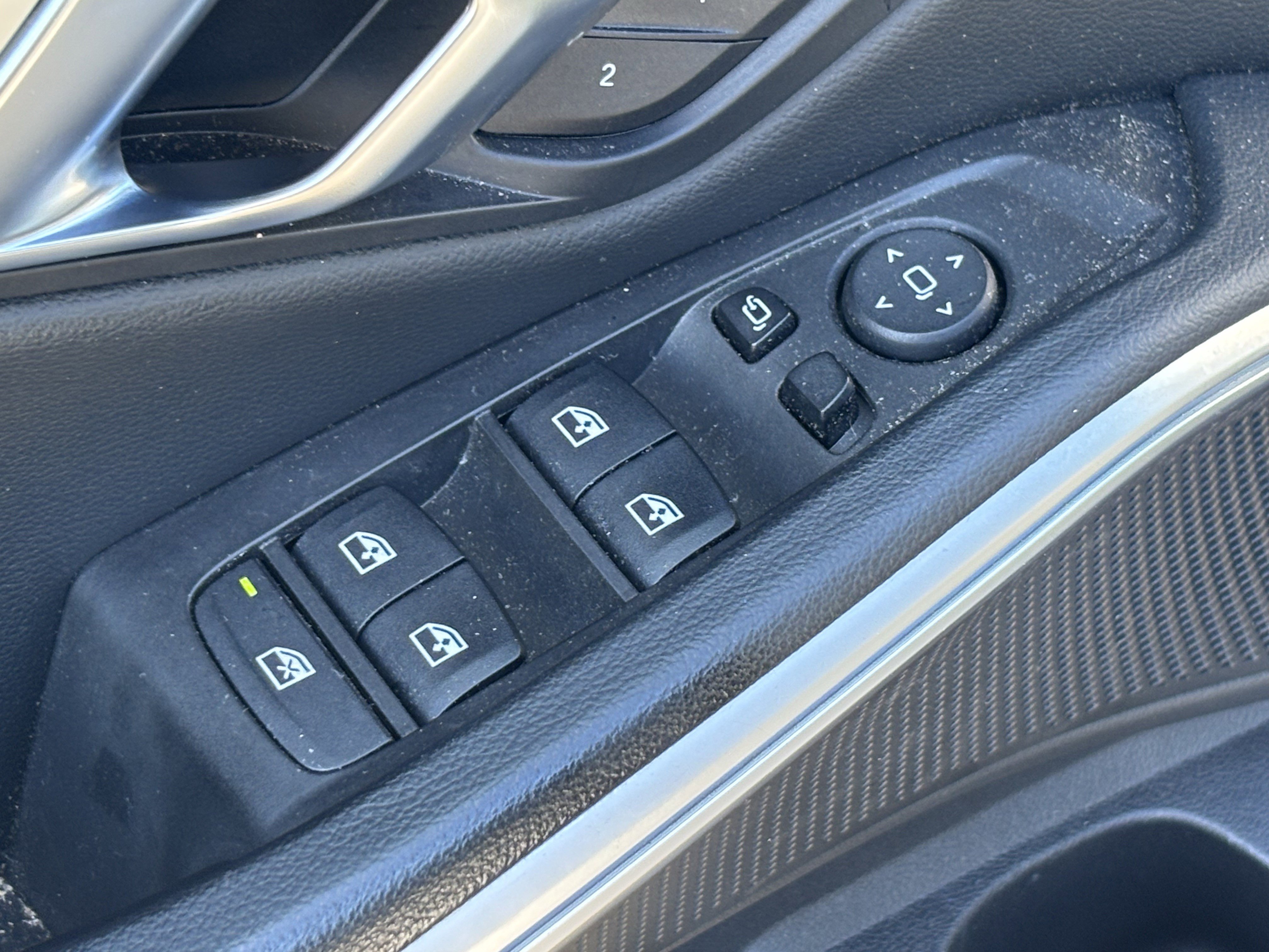 Used 2023 BMW 330i Sedan w/ Premium Package image 14