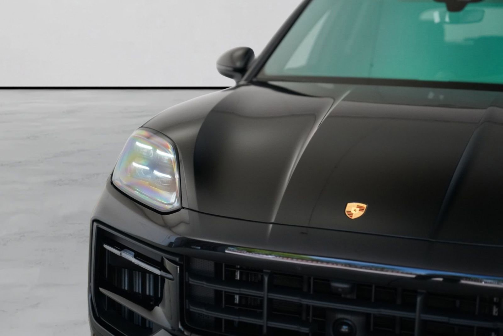 Used 2025 Porsche Cayenne GTS AWD/4WD image 51