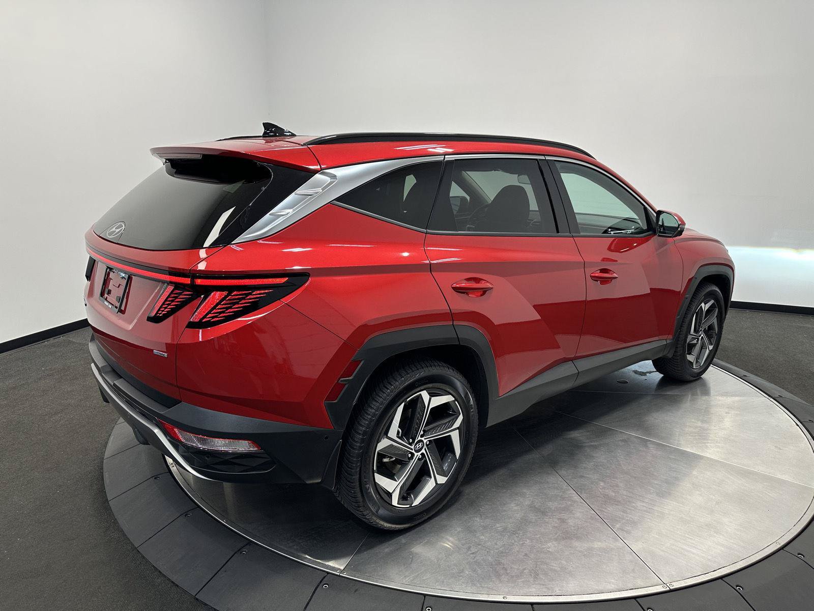 Used 2022 Hyundai Tucson Limited AWD/4WD image 7