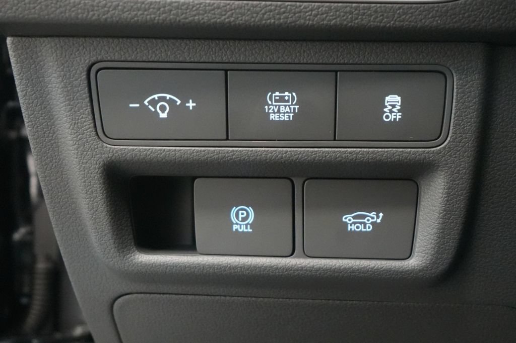 New 2025 Hyundai Sonata Limited FWD image 55