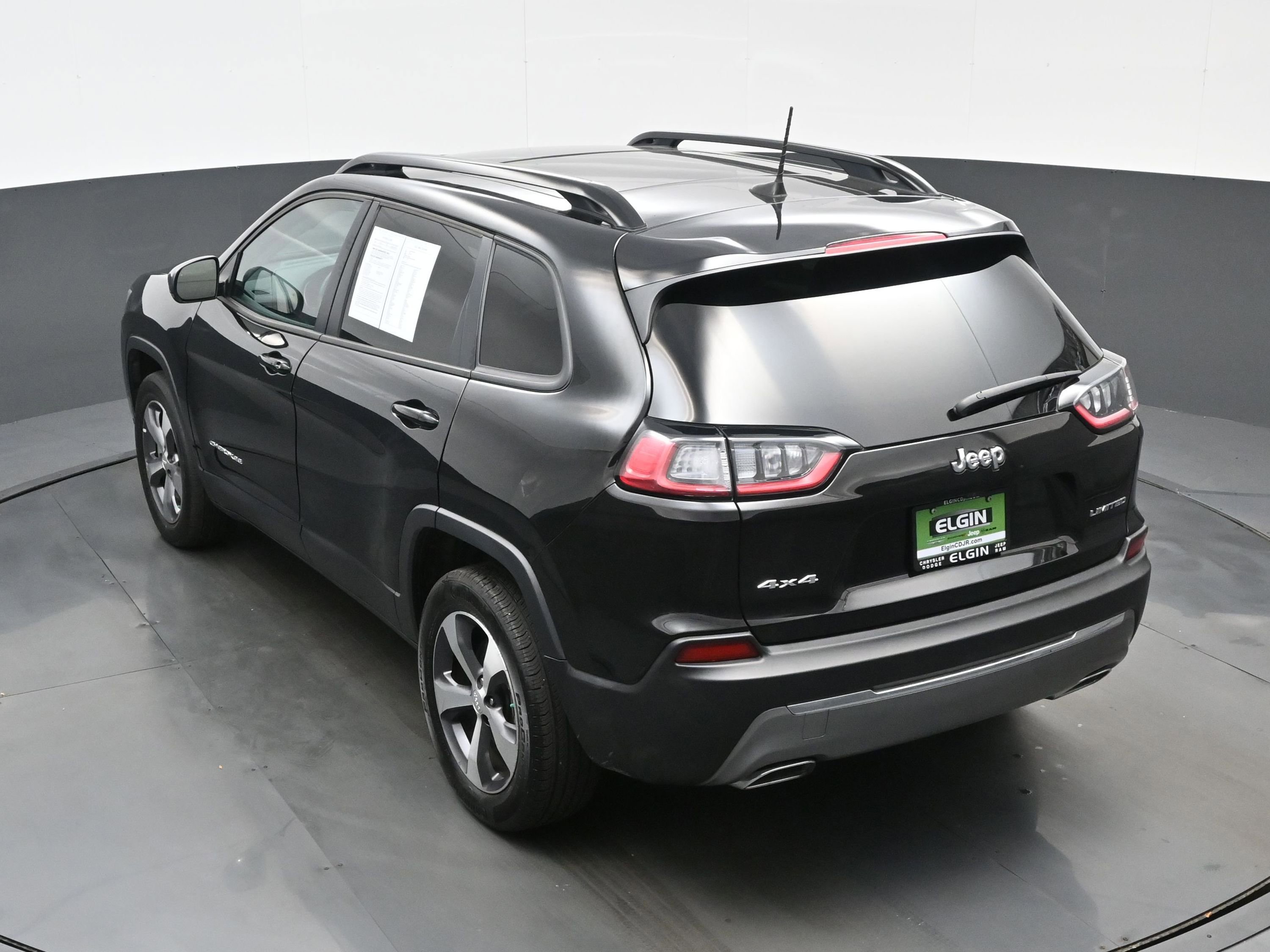 Used 2022 Jeep Cherokee Limited image 37