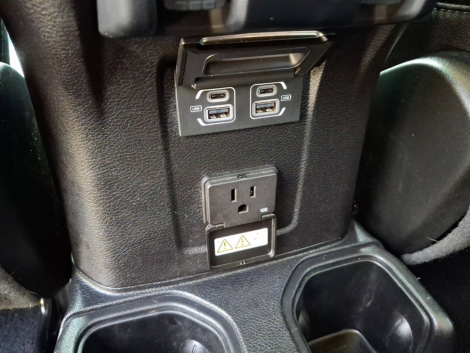 Certified 2021 Jeep Gladiator Overland w/ Popular Equipment Package image 11