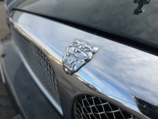 Used 2007 Jaguar XJ8 image 11