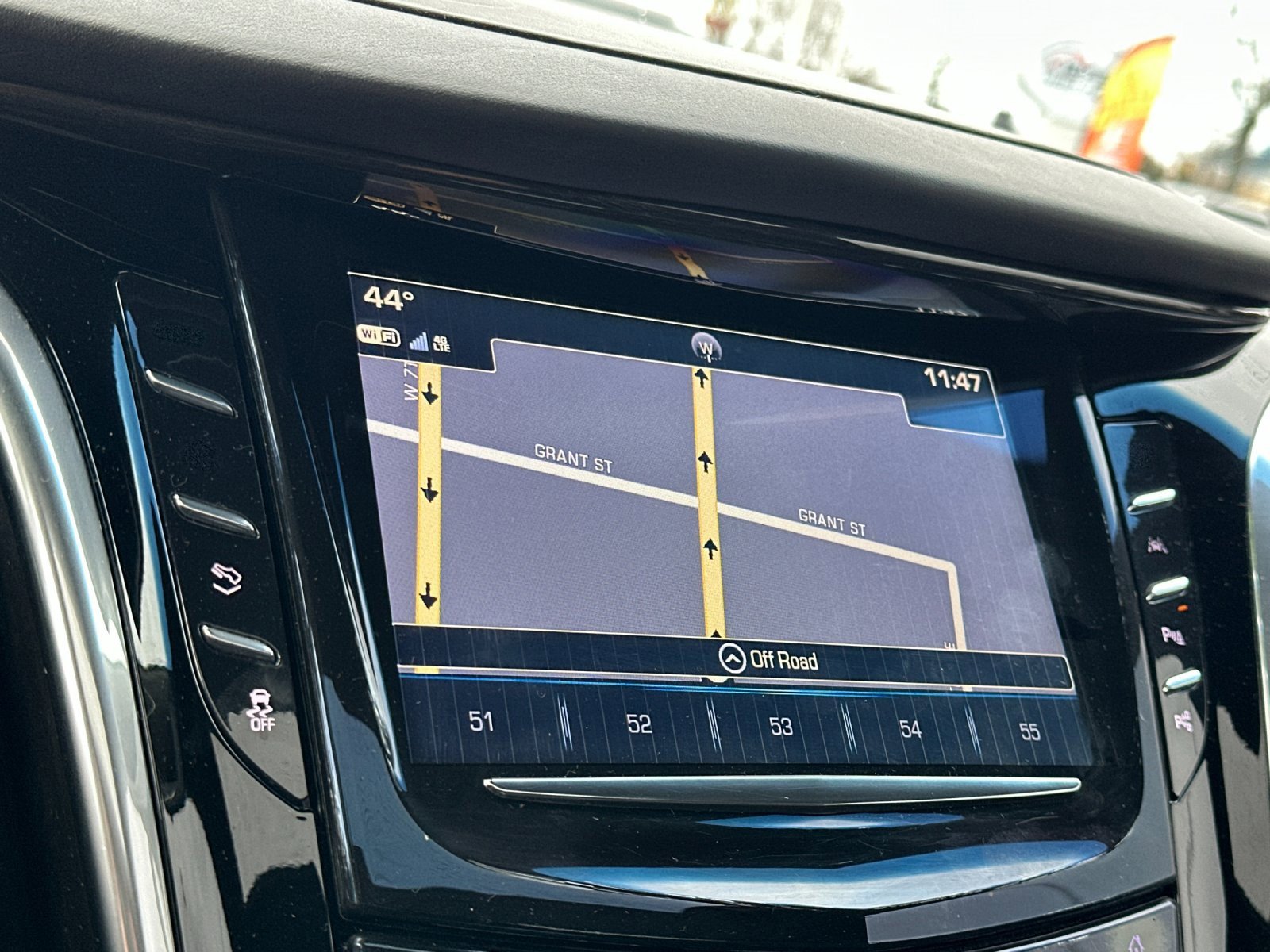 Used 2017 Cadillac Escalade ESV Platinum image 21