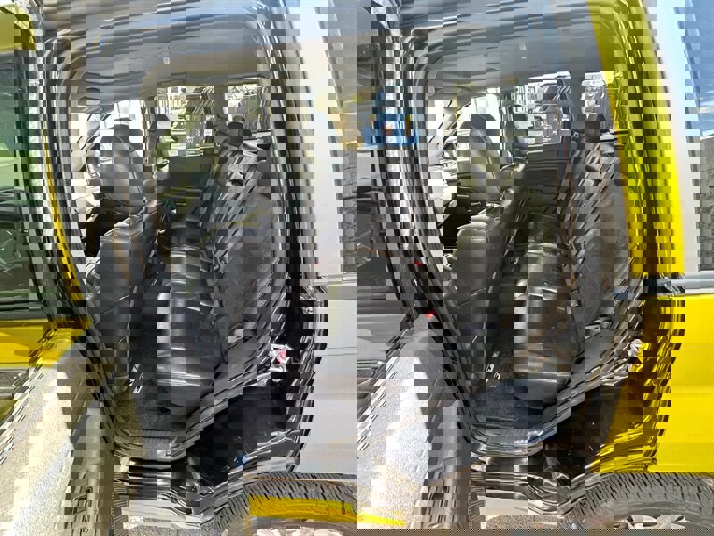 Used 2009 Jeep Grand Cherokee SRT8 w/ SRT Option Group I image 15