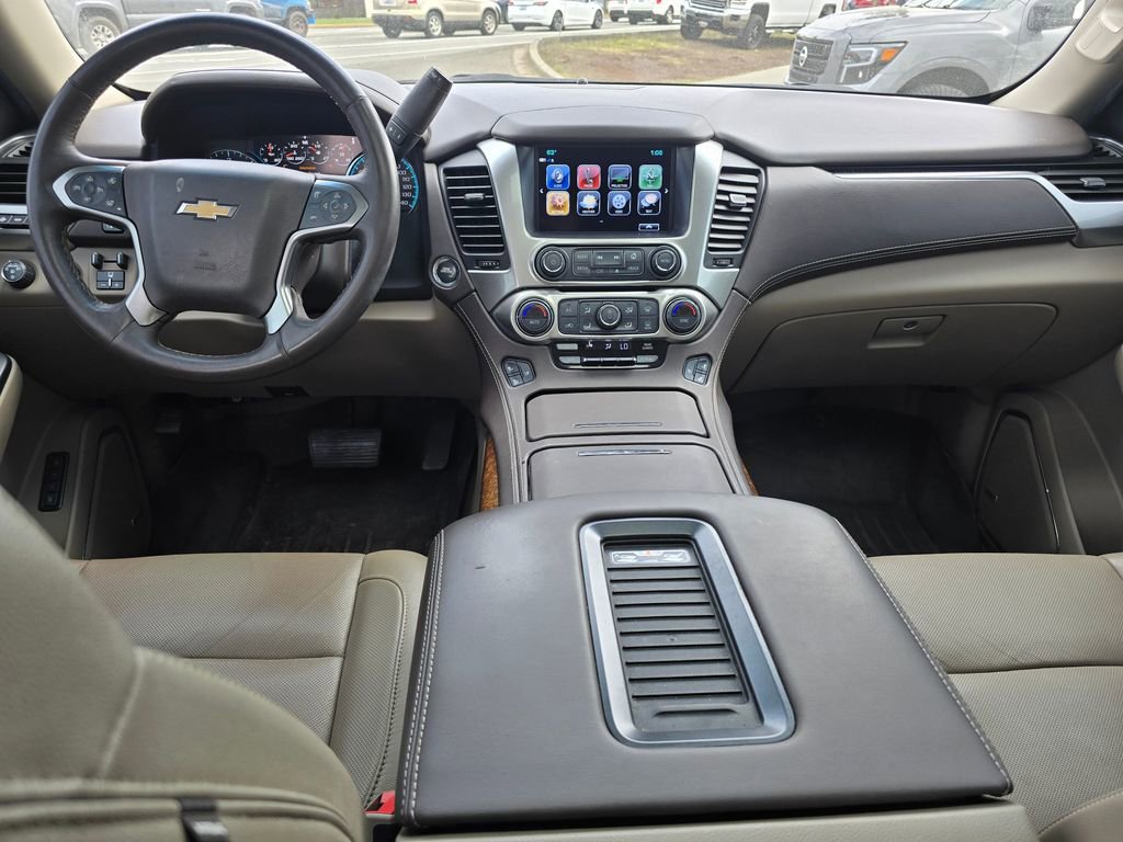 Used 2017 Chevrolet Suburban Premier image 12