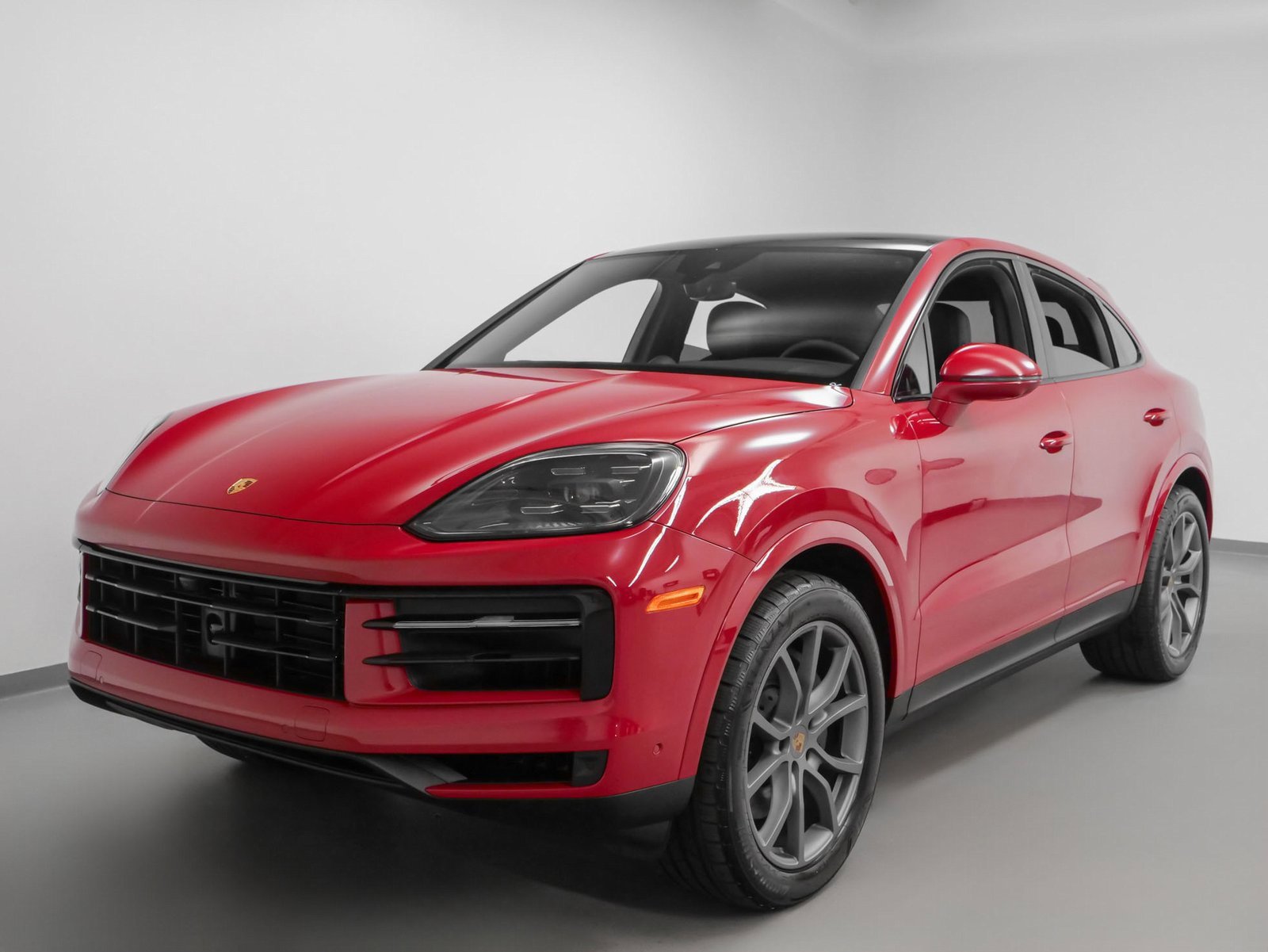 Used 2024 Porsche Cayenne Coupe image 6