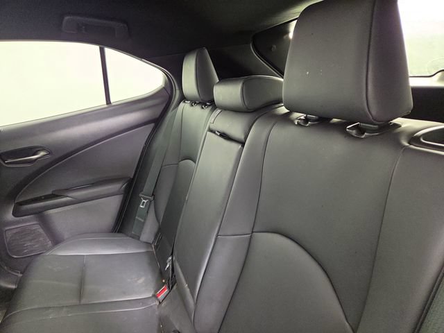 Used 2022 Lexus UX 200 w/ Accessory Package (Z2) FWD image 15