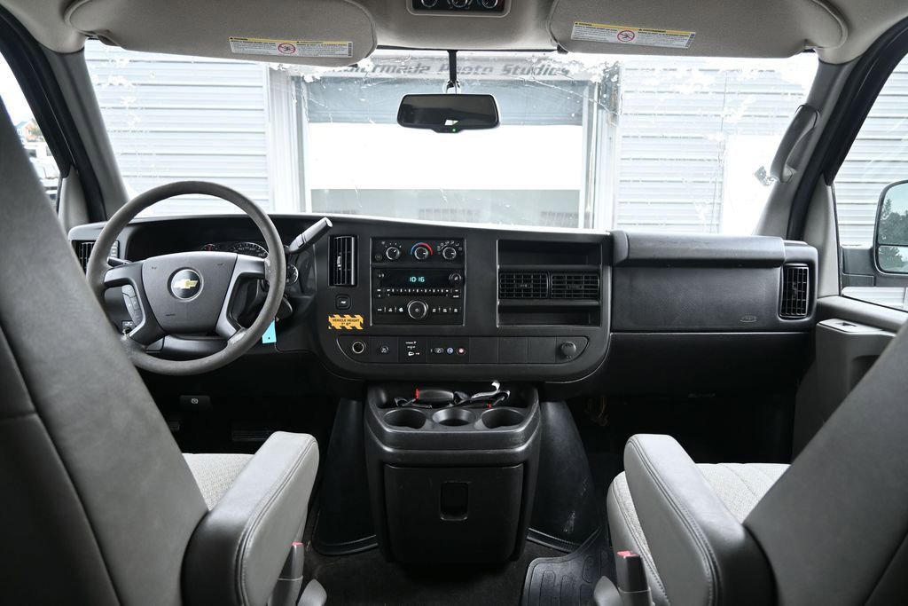 Used 2011 Chevrolet Express 3500 LT w/ LT Preferred Equipment Group RWD image 29