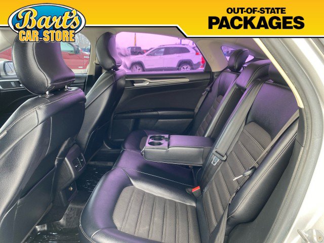 Used 2017 Ford Fusion SE w/ Equipment Group 201A FWD image 18
