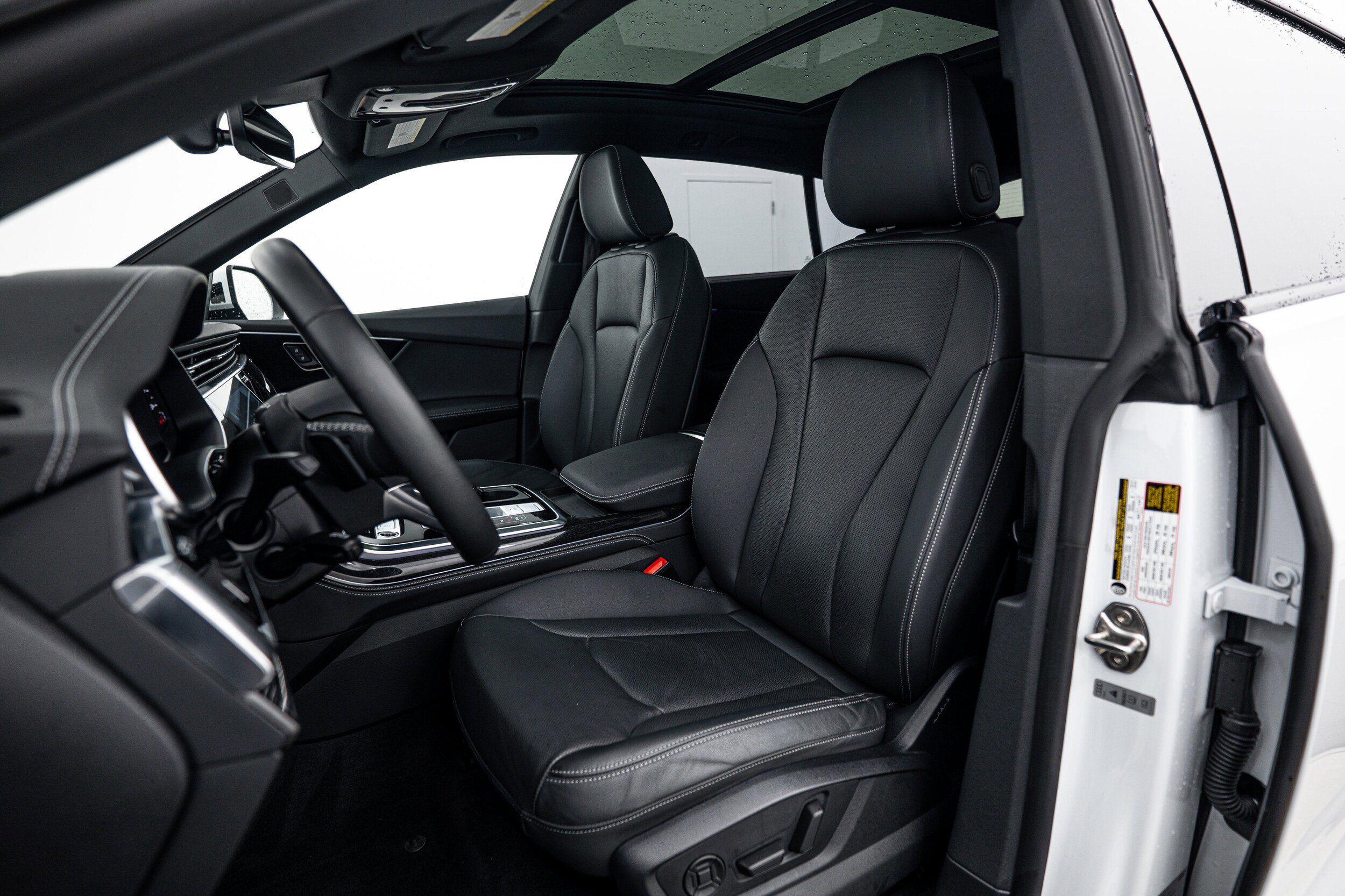Certified 2023 Audi Q8 Prestige AWD/4WD image 15