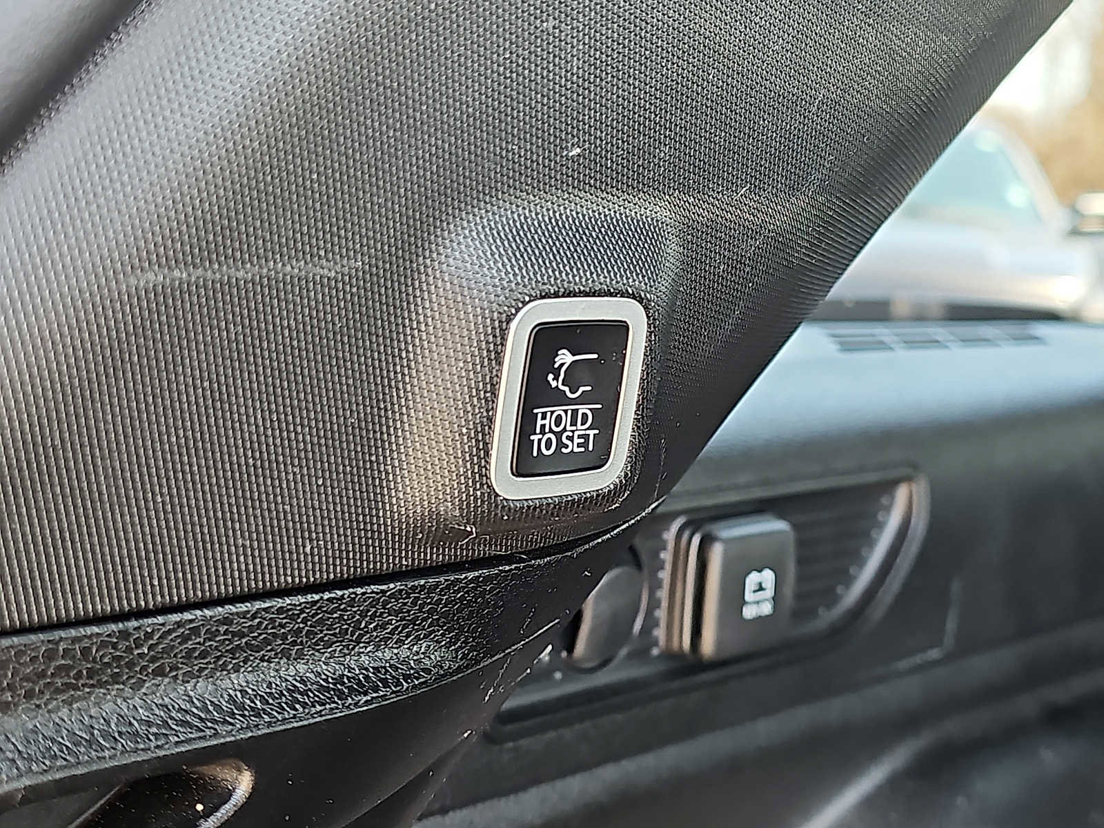 Used 2023 Jeep Grand Cherokee Altitude image 30