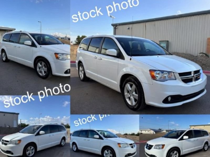Used 2018 Dodge Grand Caravan SXT FWD image 2