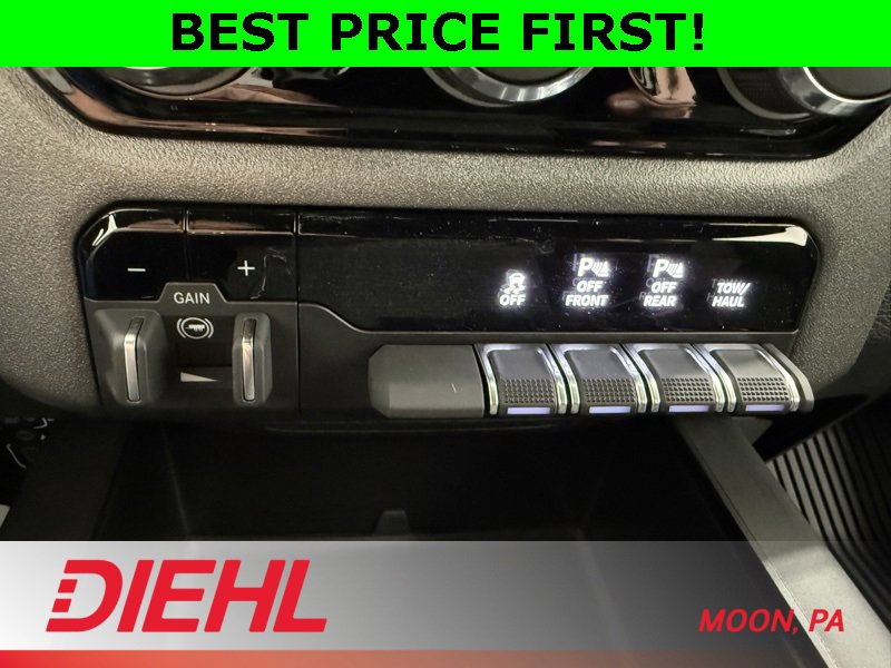 New 2026 RAM 1500 Classic Warlock image 30