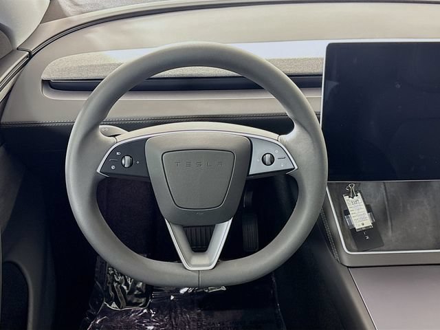 Used 2026 Tesla Model Y 2WD image 11