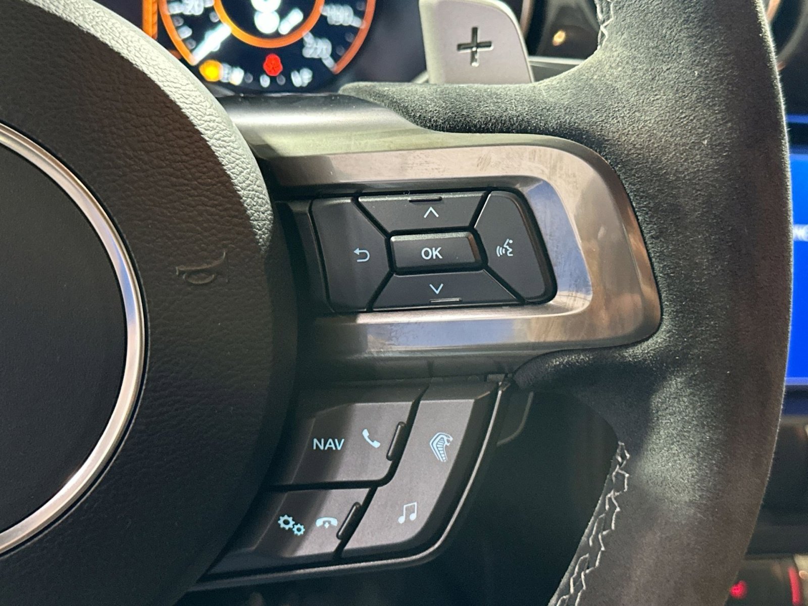 Used 2022 Ford Mustang Shelby GT500 w/ Technology Package image 21