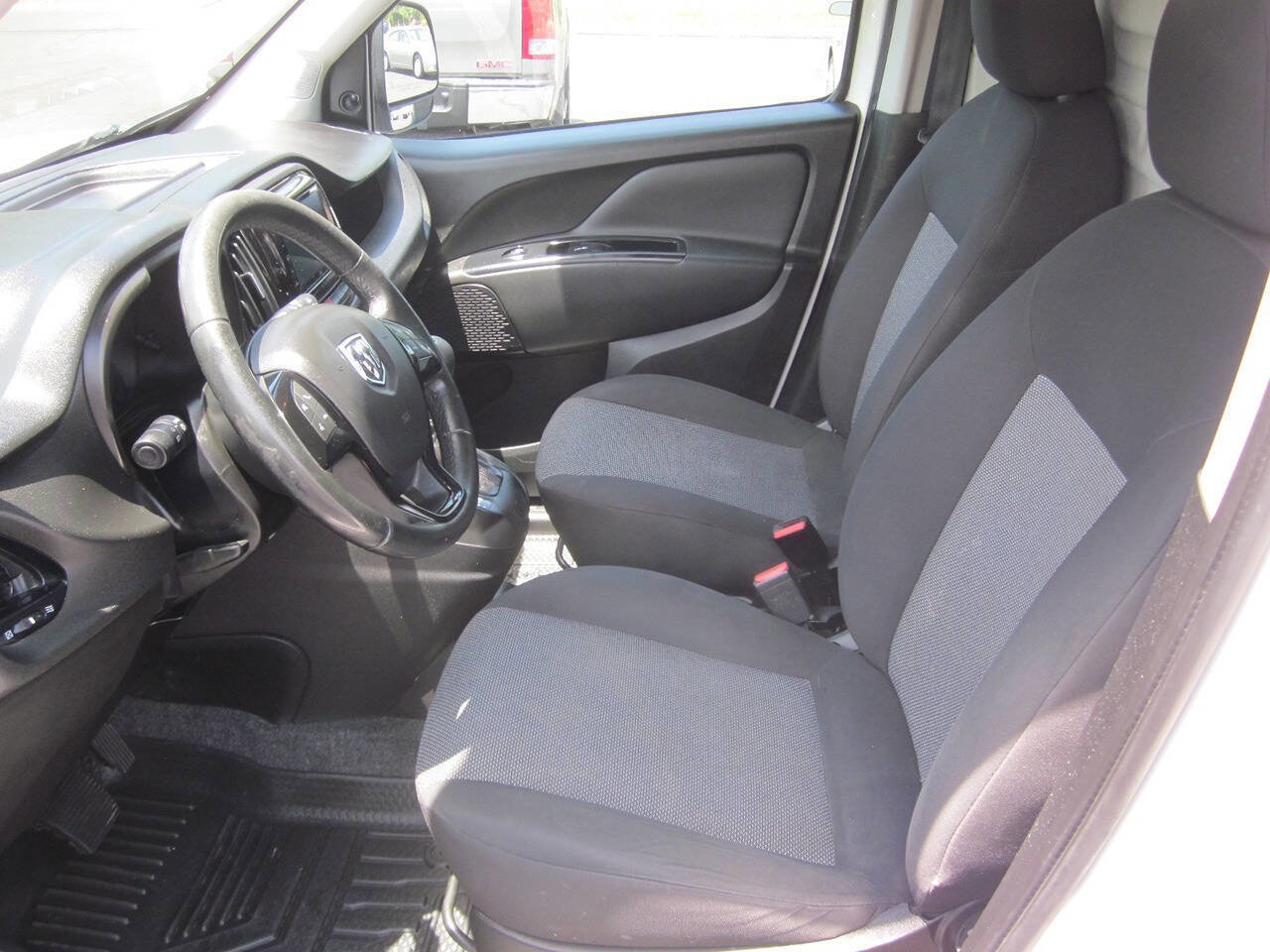Used 2015 RAM ProMaster City Tradesman w/ Rear Back-up Camera Group FWD image 10