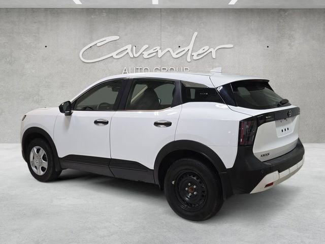 Used 2025 Nissan Kicks S image 14