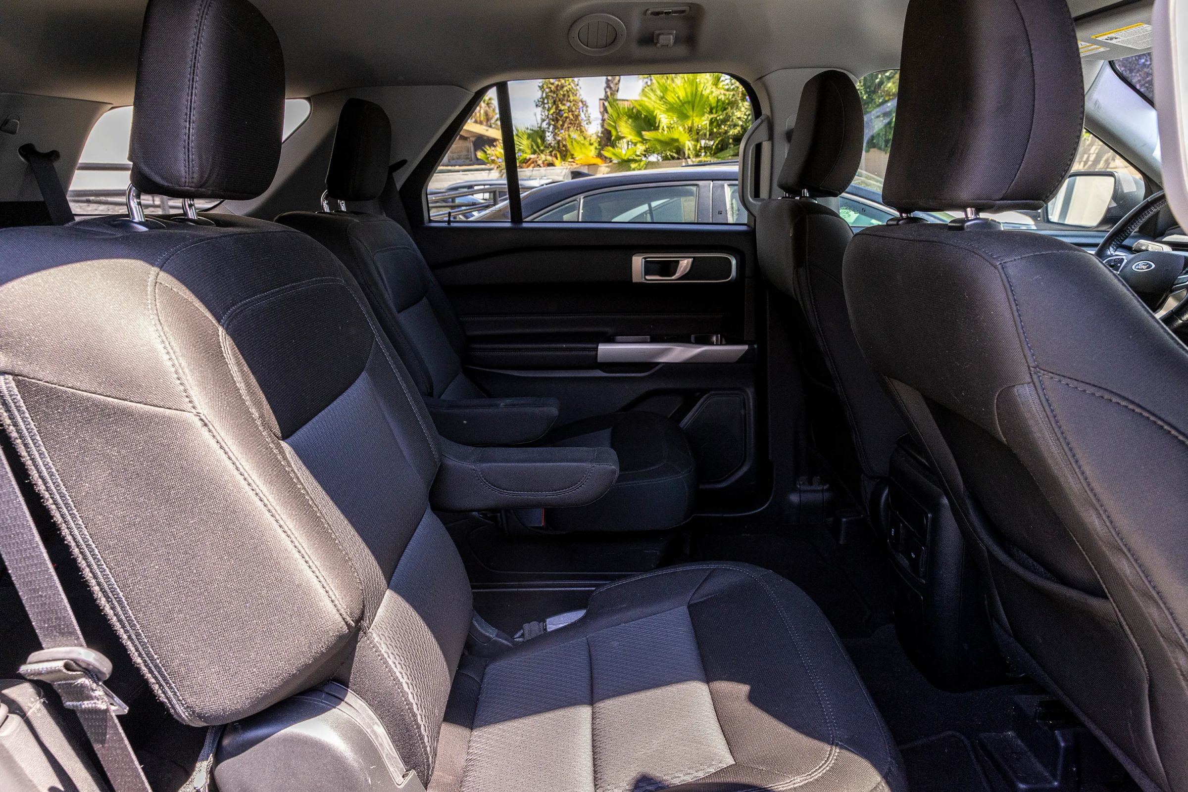 Used 2023 Ford Explorer XLT RWD image 28