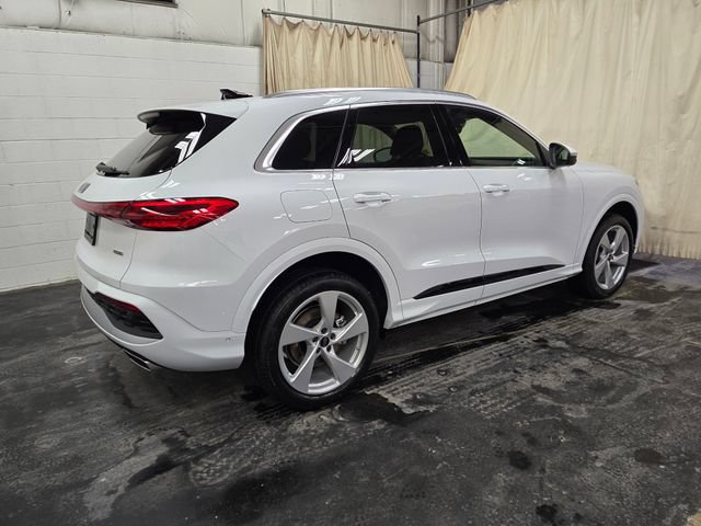 Certified 2025 Audi Q5 Premium Plus w/ Premium Plus AWD/4WD image 6